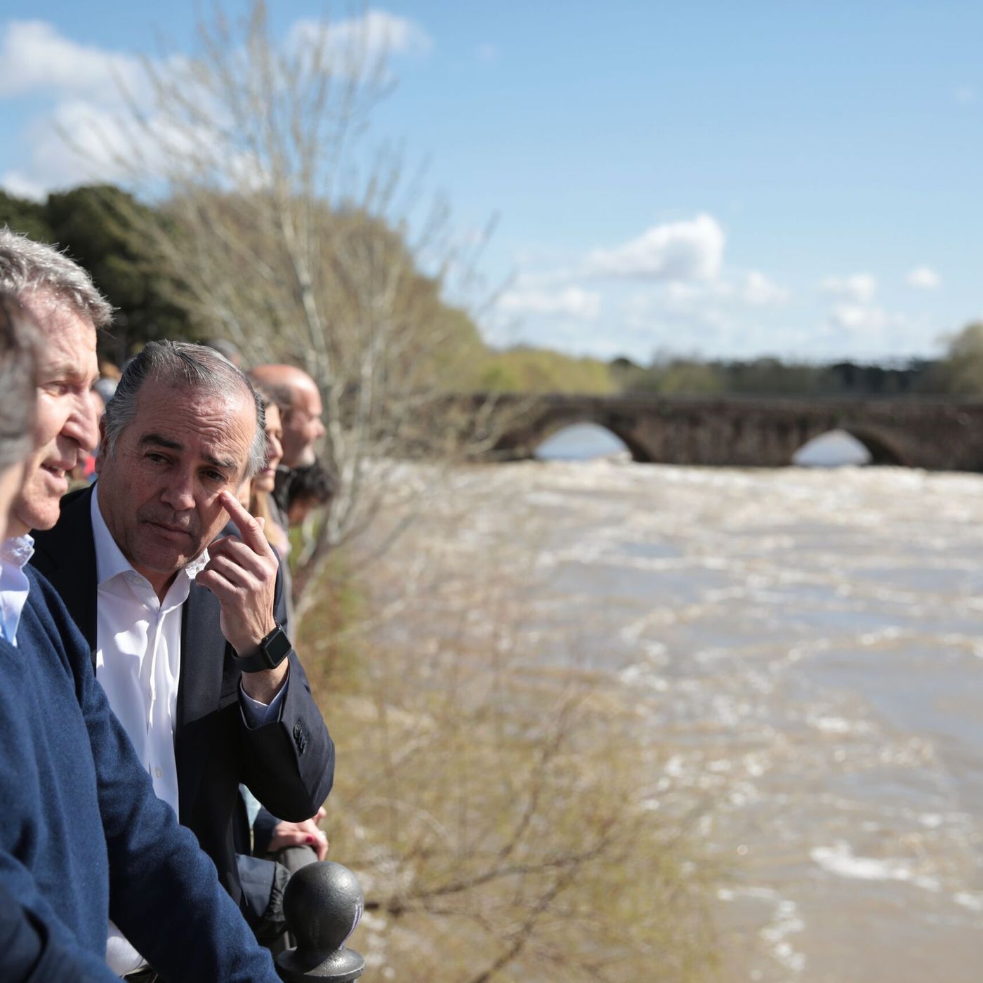 Las Noticias de La Mañana: Feijóo reclama un plan nacional del agua
