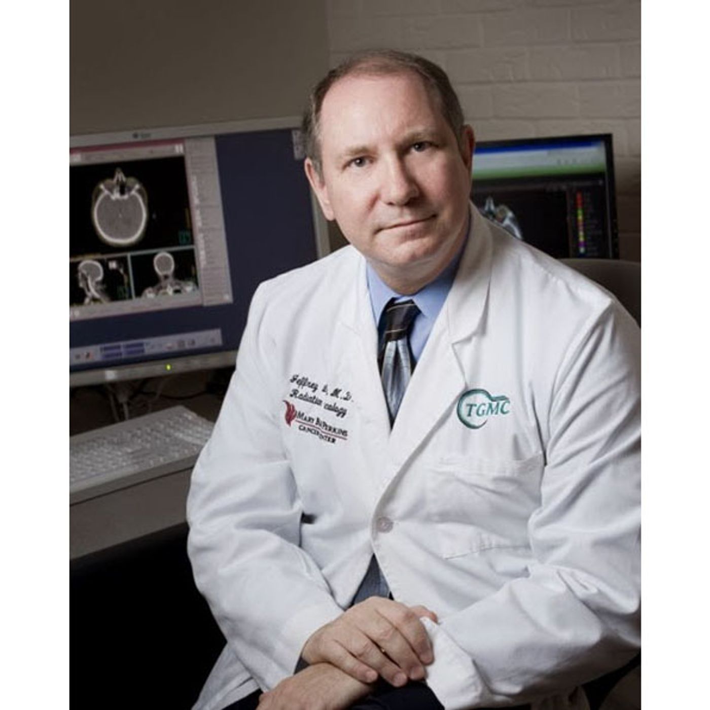 Show #931: January 30, 2022 - "Death Near or Far?" with Dr. Jeffrey Long (1240 AM & 99.5 FM) episode artwork
