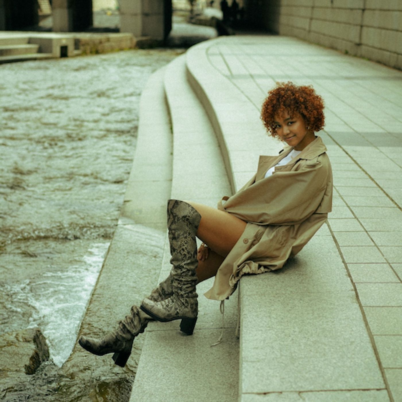 Crystal Kay、秋の3都市ビルボードライブツアー開催　キャリアを彩る楽曲届けるライブに episode artwork