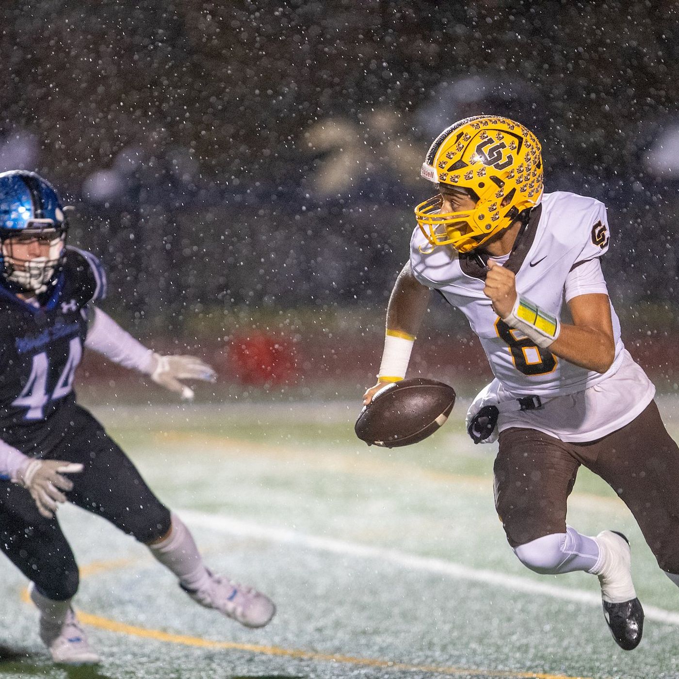 Carmel quarterback Trae Taylor transferring to Millard South in Omaha episode artwork