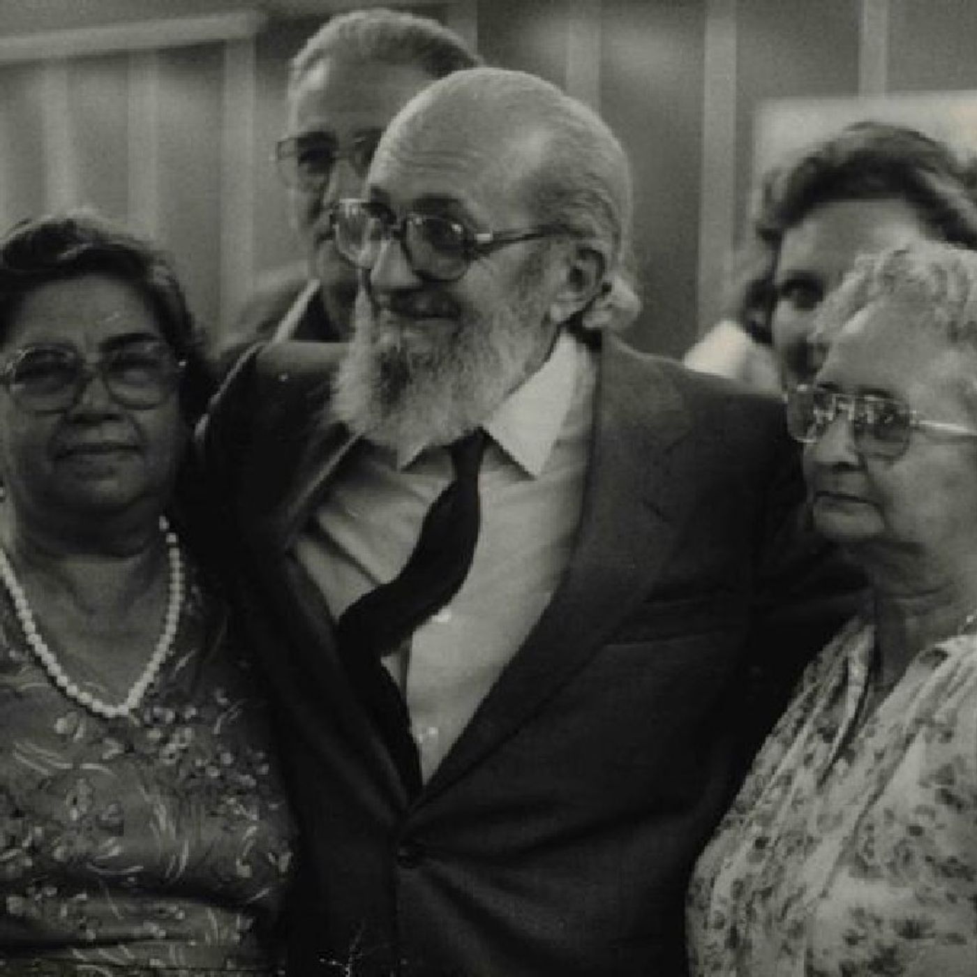 Paulo freire episode artwork