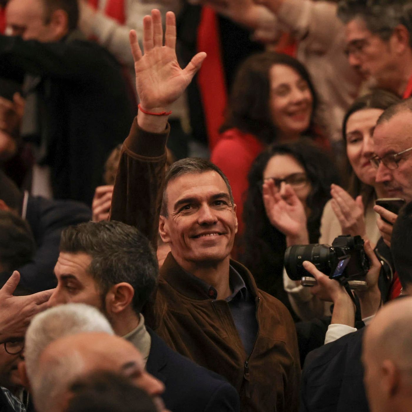 Tertulia: La estrategia electoral de Pedro Sánchez Tertulia: La estrategia electoral de Pedro Sánchez