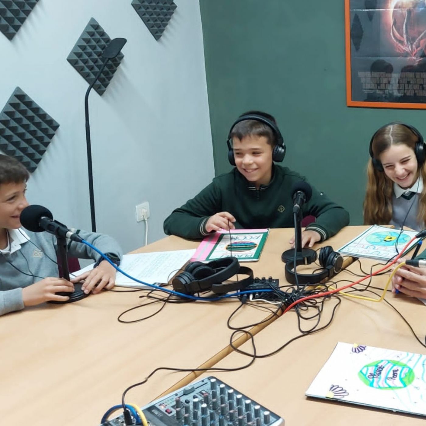 Portada de CVC RADIO