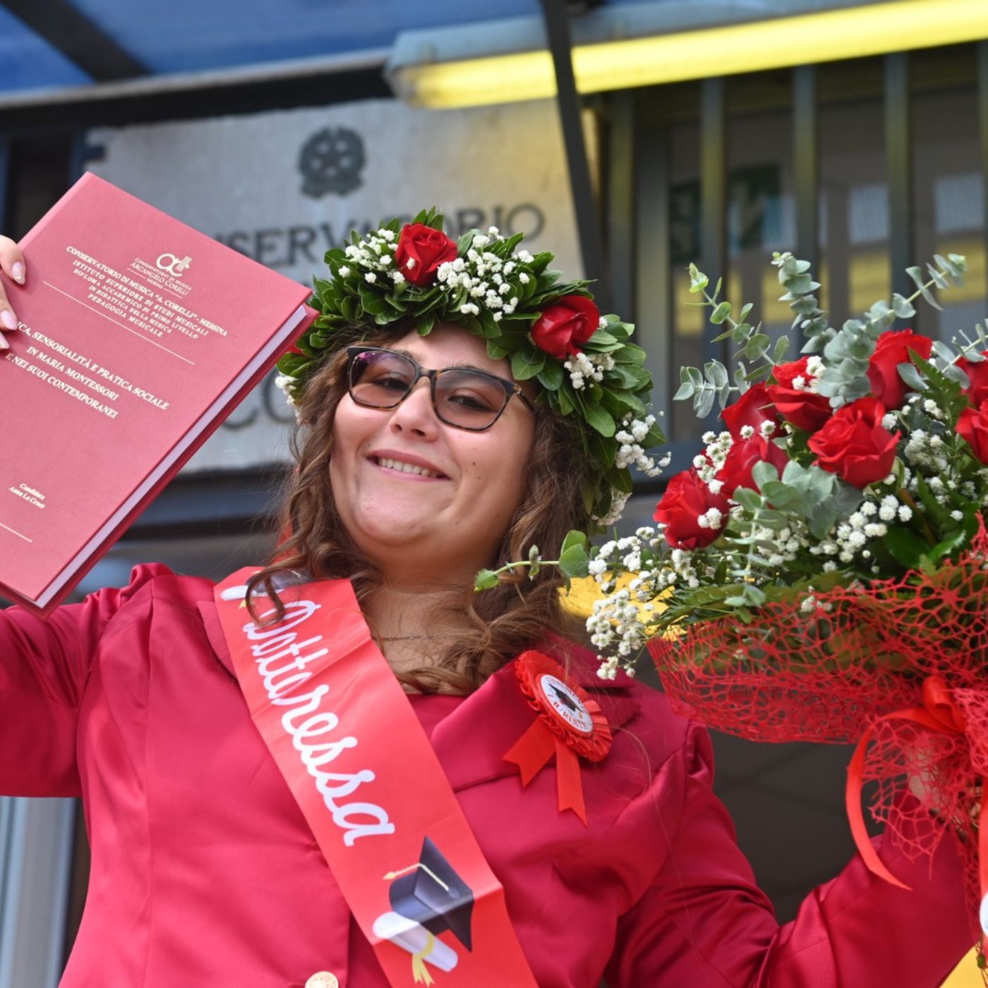 Dal bullismo alla laurea a 18 anni: la storia di Anna La Croce, talento e riscatto attraverso la musica episode artwork