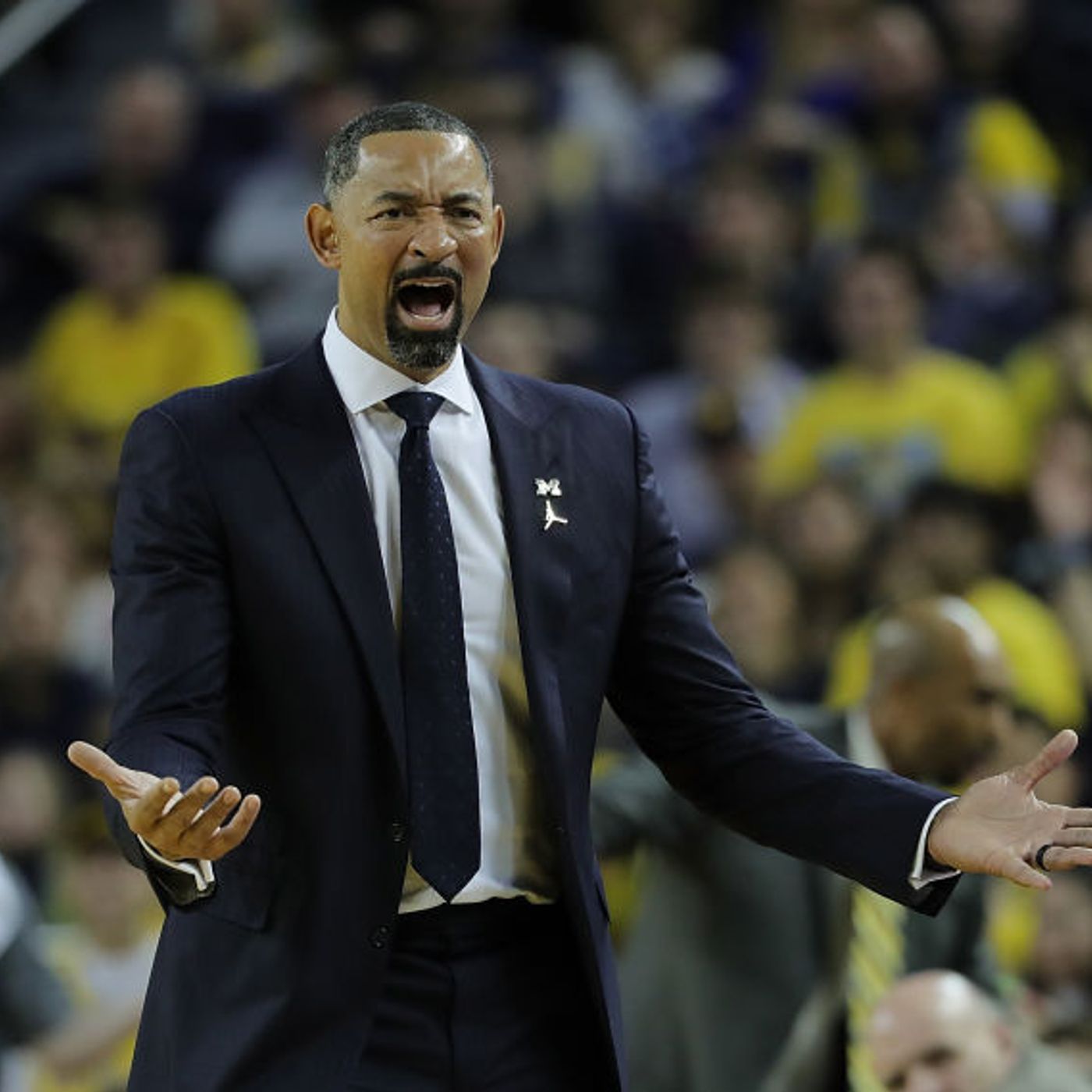 Drummond Trade Rumors, Michigan Fans Losing Hope, UM-MSU Hoops Preview, Juwan Howard’s Momentum, & Lions Defensive Coordinator Qualities episode artwork