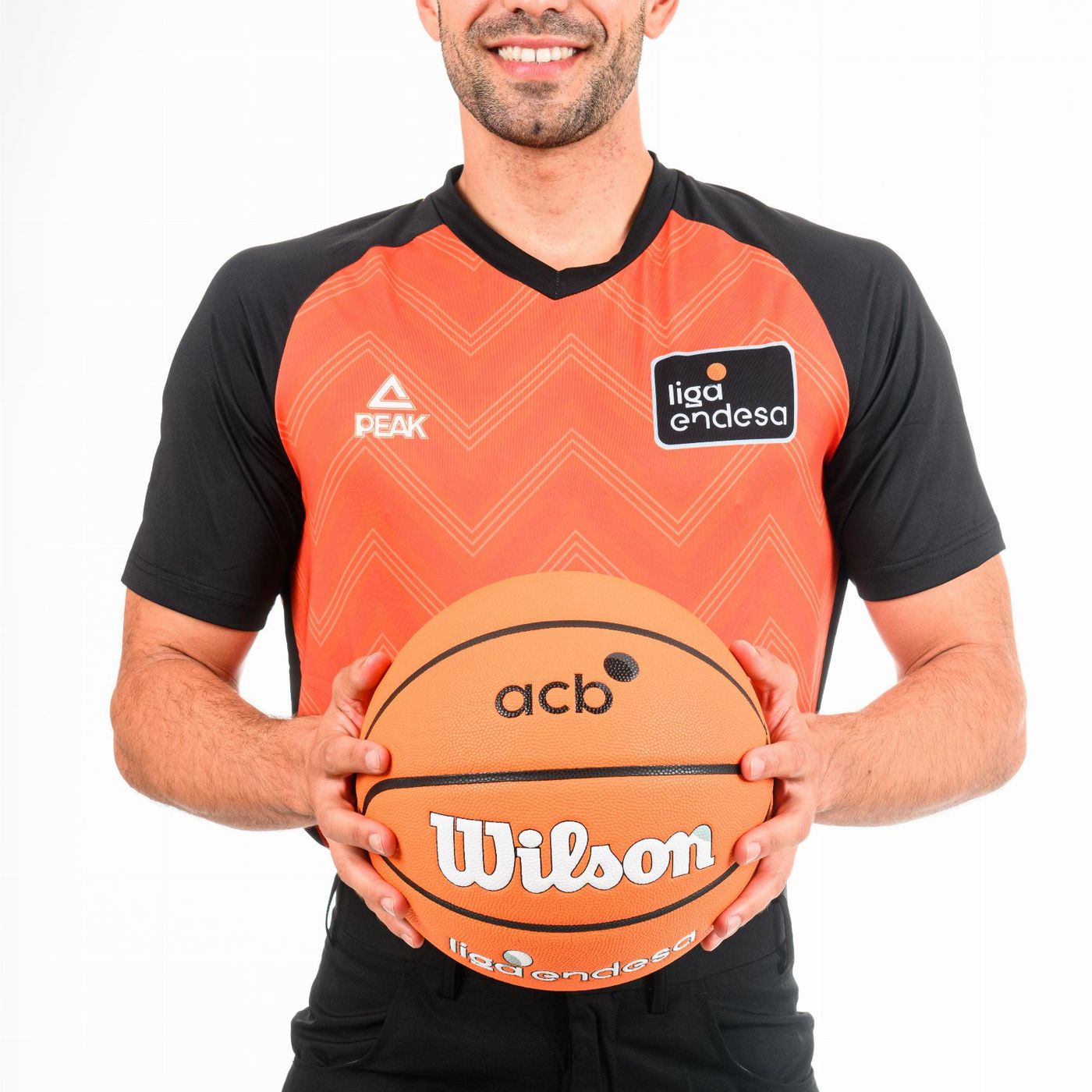 Entrevista con Vicente Martínez Silla, árbitro valenciano de la Liga Endesa episode artwork
