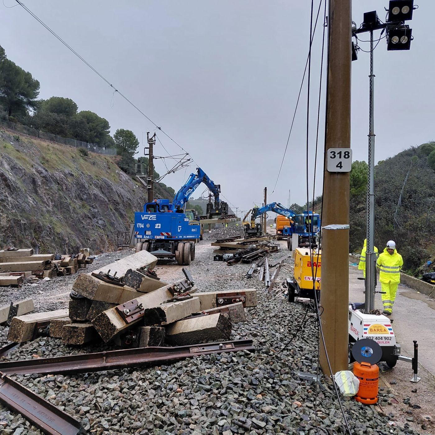 Las Noticias de La Mañana: Adamuz: 15 segundos entre el descarrilamiento y el choque, los maquinistas no tuvieron margen