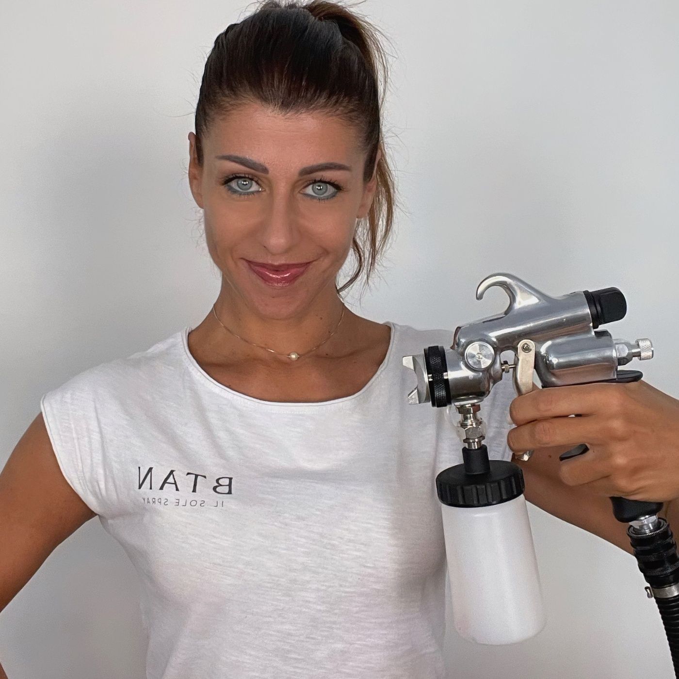 CARLOTTA NICCOLO - Founder BTAN - Il Sole Spray - Body Tales - Radio Wellness episode artwork