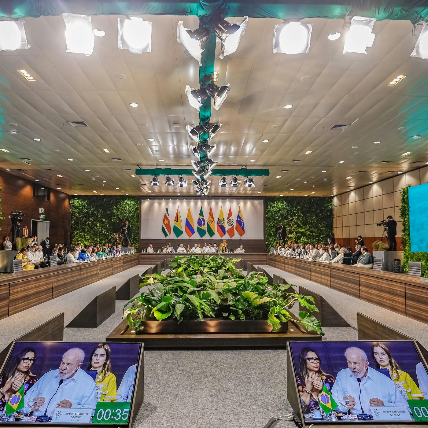 War and Wagner pose dilemma for Belarus exiles. Plus the Amazon summit and Haiti violence