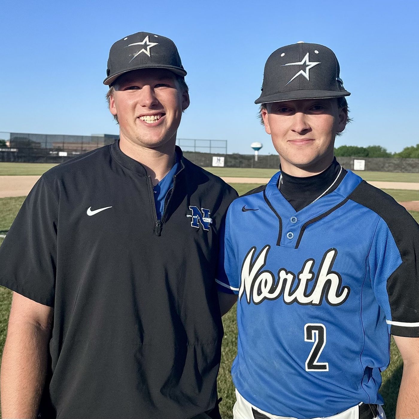 Ben Auer, Landon Paul combine for shutout as St. Charles North tops Dundee-Crown in Class 4A regional semis episode artwork