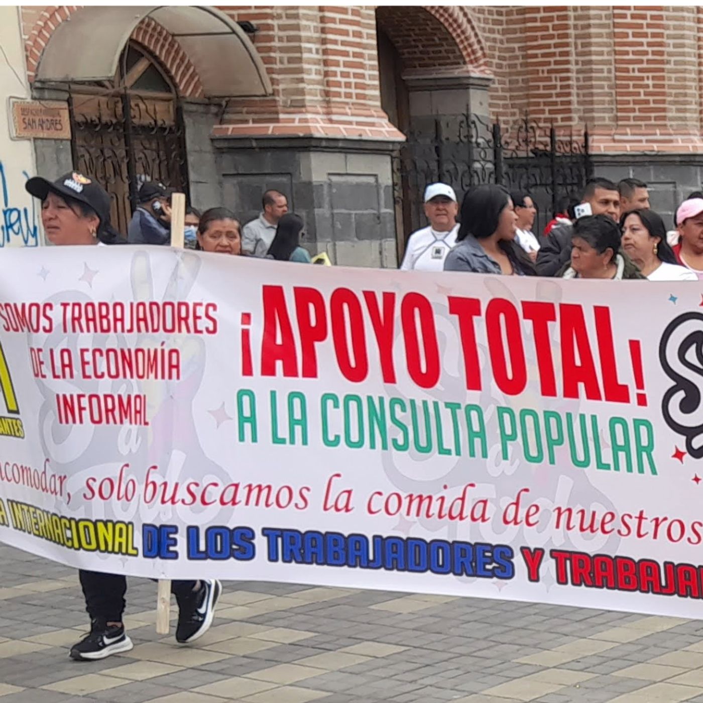 Reforma laboral aprobada, consulta suspendida: así se escribe el poder en Colombia episode artwork