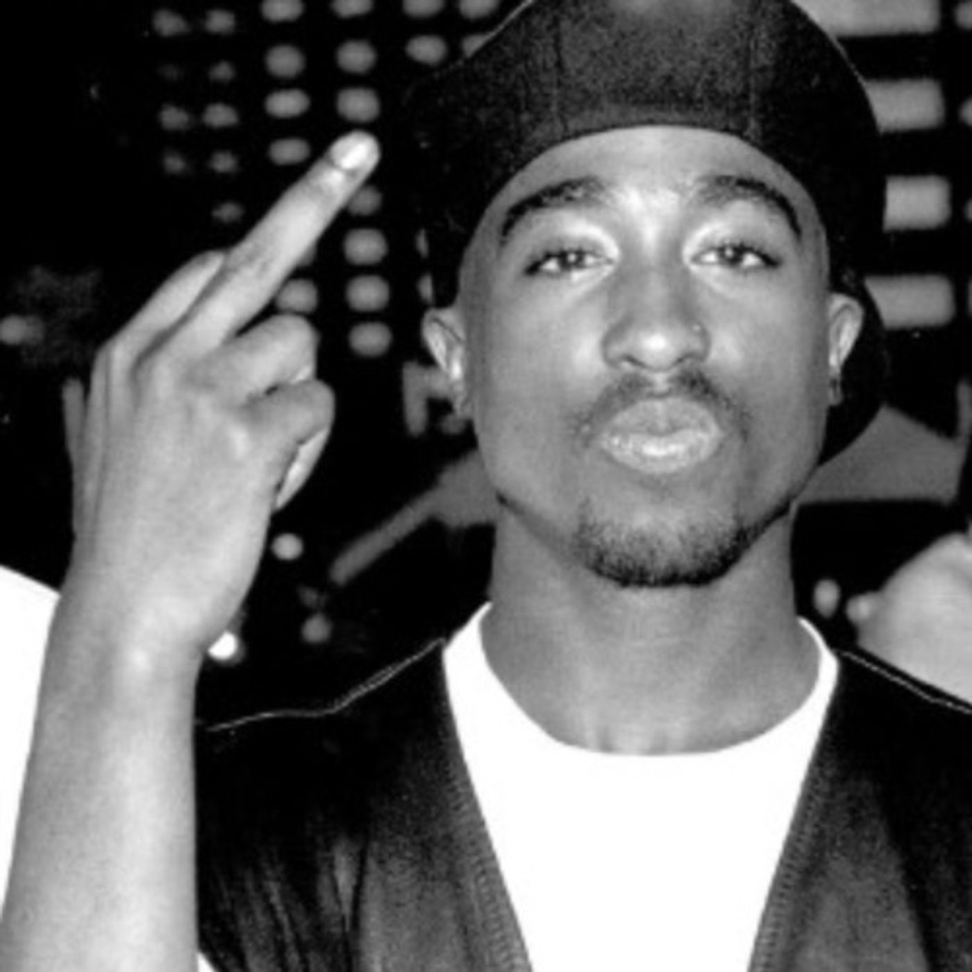 TUPAC SHAKUR TO RECEIVE POSTHUMOUS STAR ON HOLLYWOOD WALK OF FAME TUPAC SHAKUR TO RECEIVE POSTHUMOUS STAR ON HOLLYWOOD WALK OF FAME