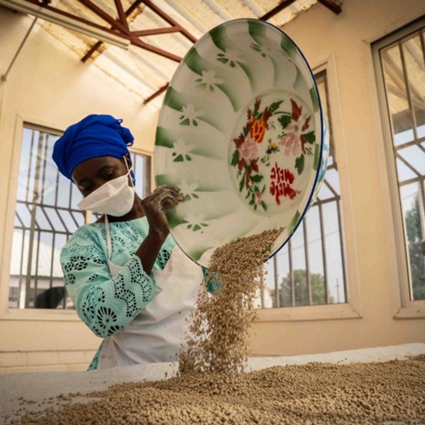 Embora estável, produção agrícola global é vulnerável a efeitos da guerra e El Niño episode artwork
