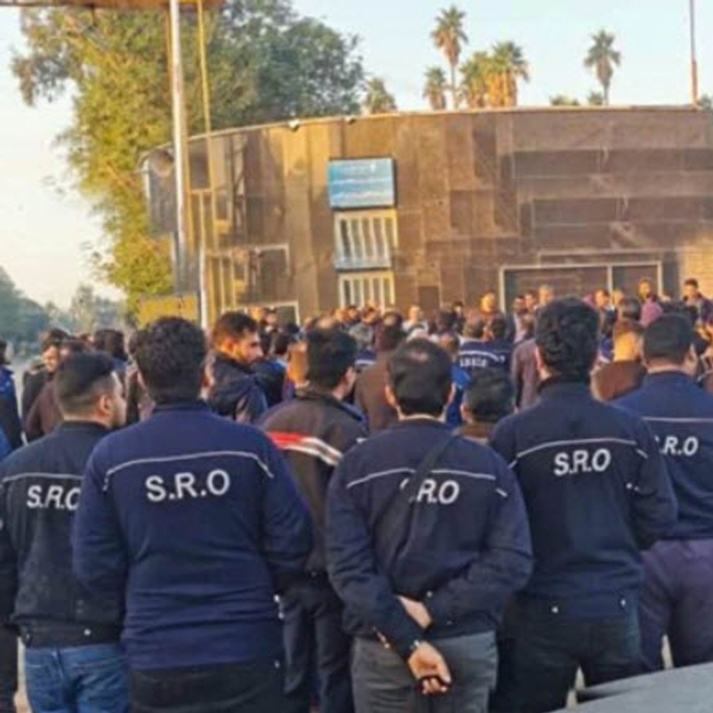 «کارگران فولاد علیه ظلم و بیداد»