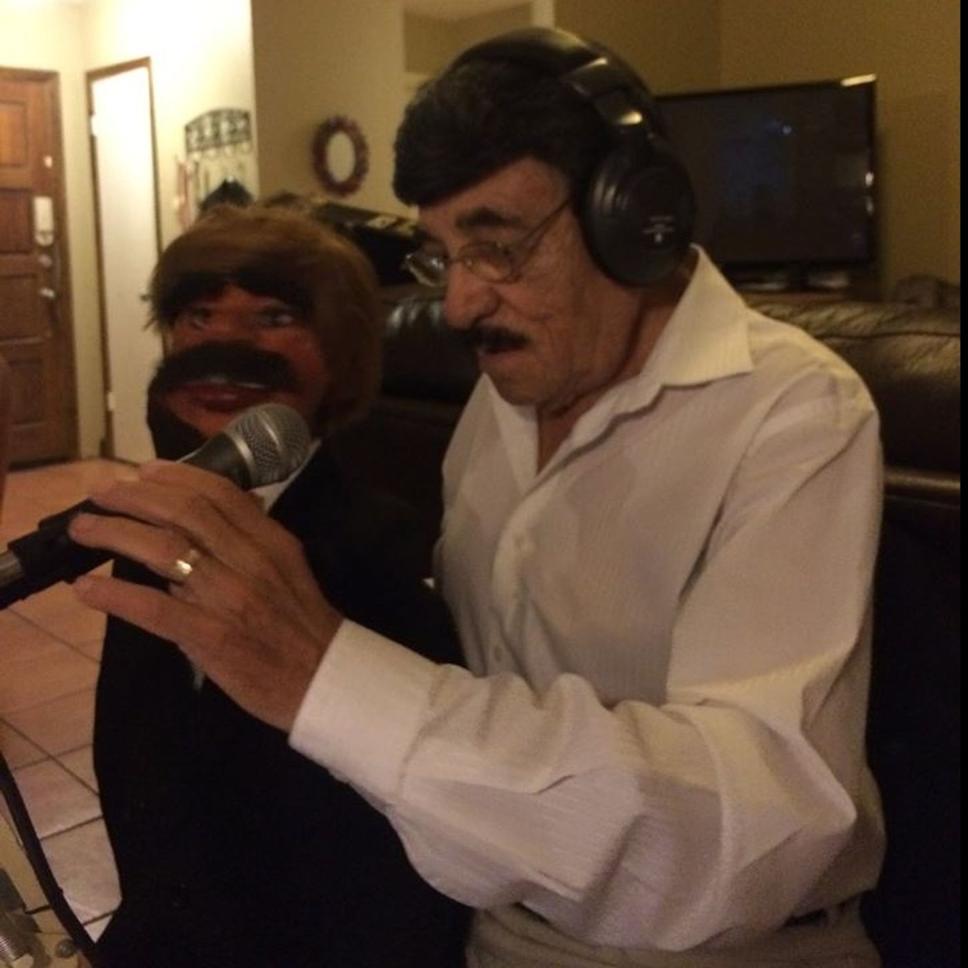 Cesar Gal\'s tracks