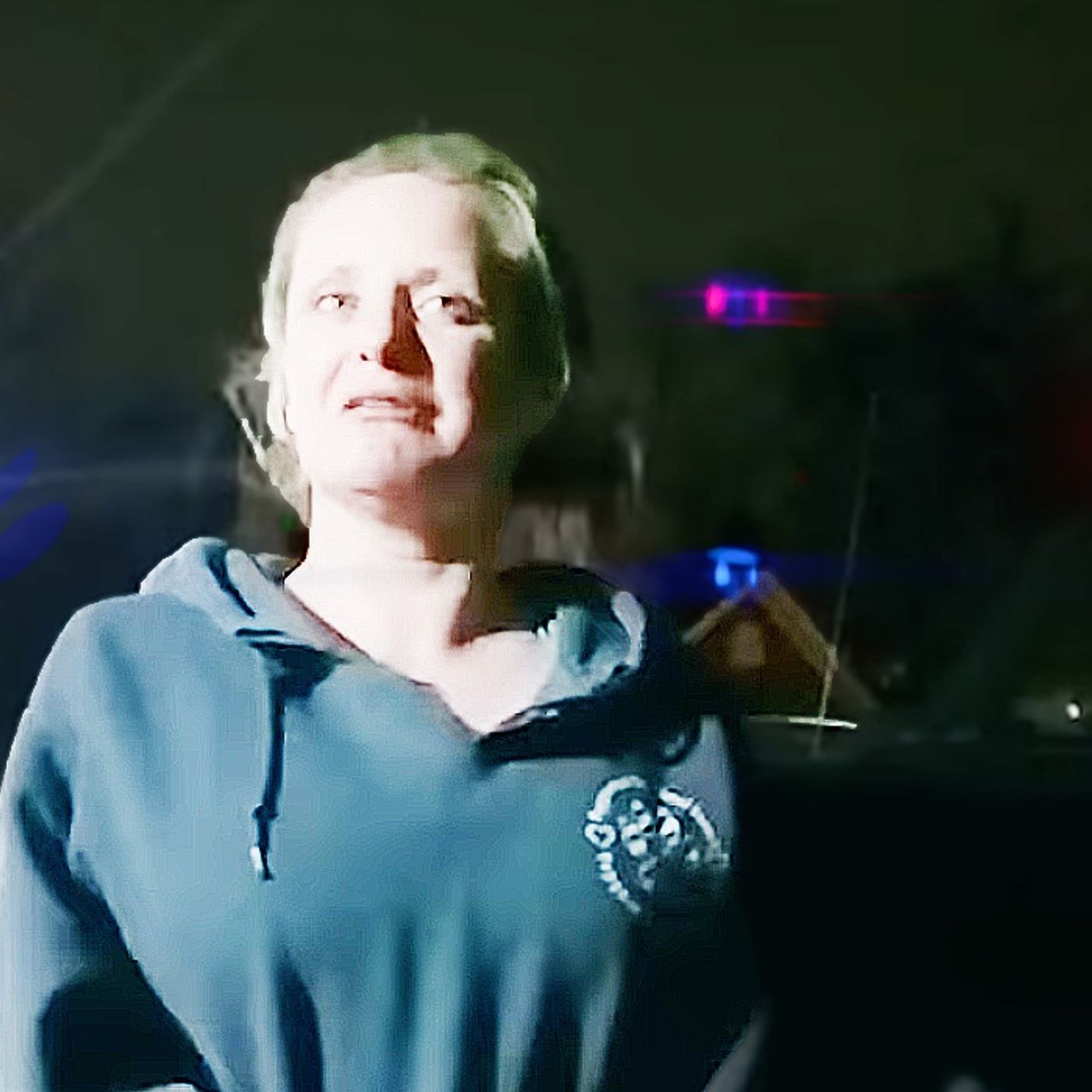 Karens Midnight Meltdown Entitled Drunk Lady Demands Cops To Film