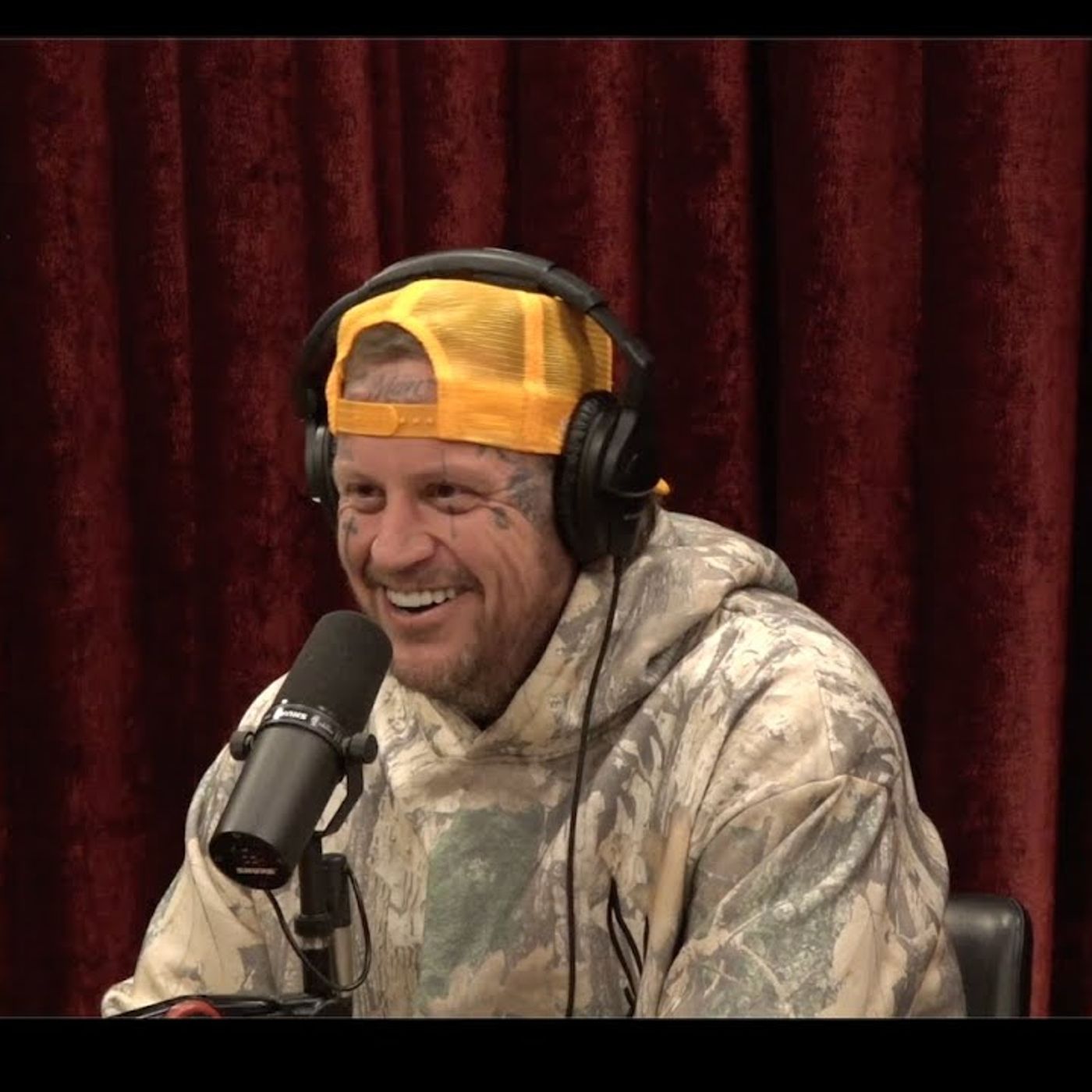 Joe Rogan Experience _2424 - Jelly Roll episode artwork