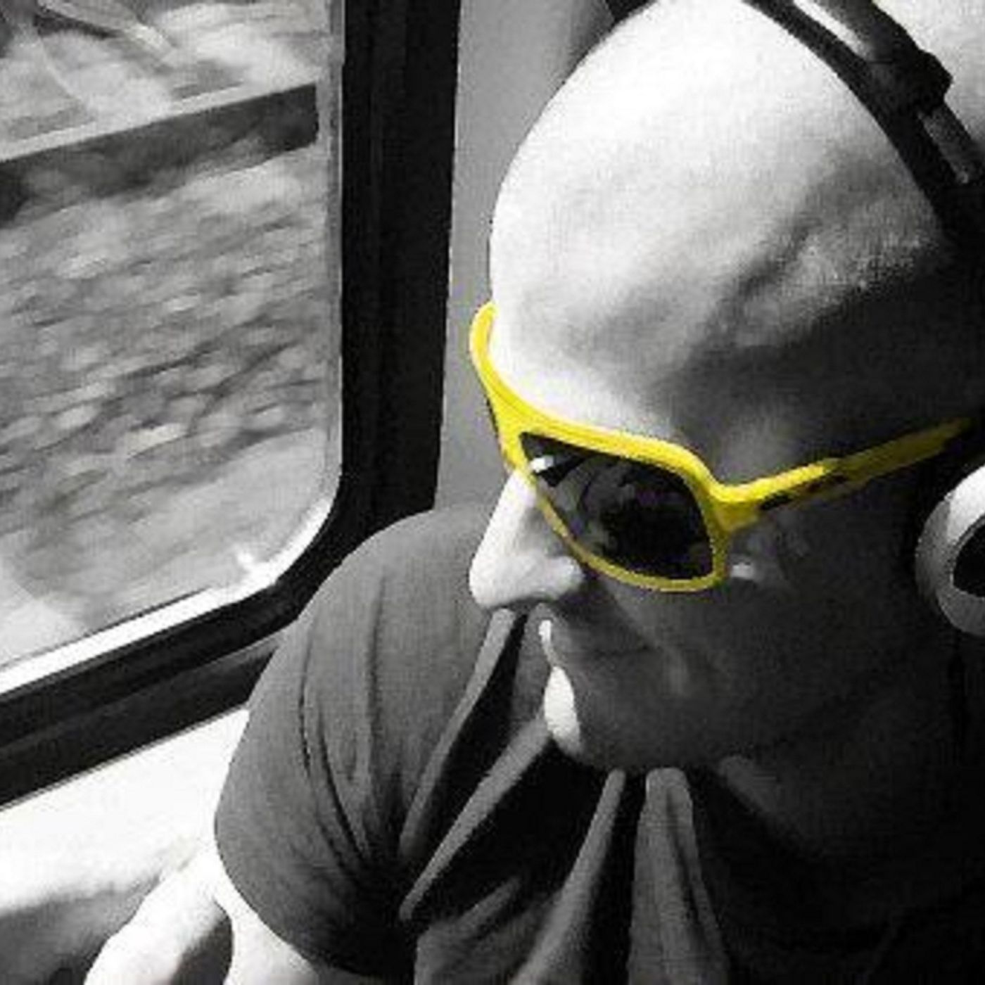 #19: Video games, tech, and silliness talking with my guest David.