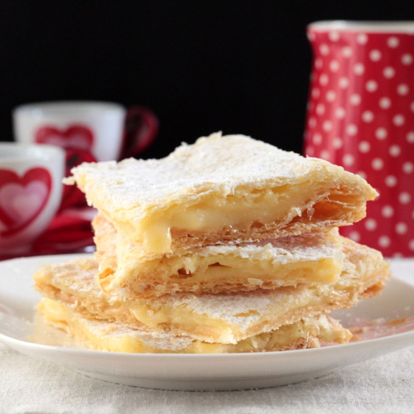 Scendiletto dolce con pasta sfoglia e crema pasticcera episode artwork