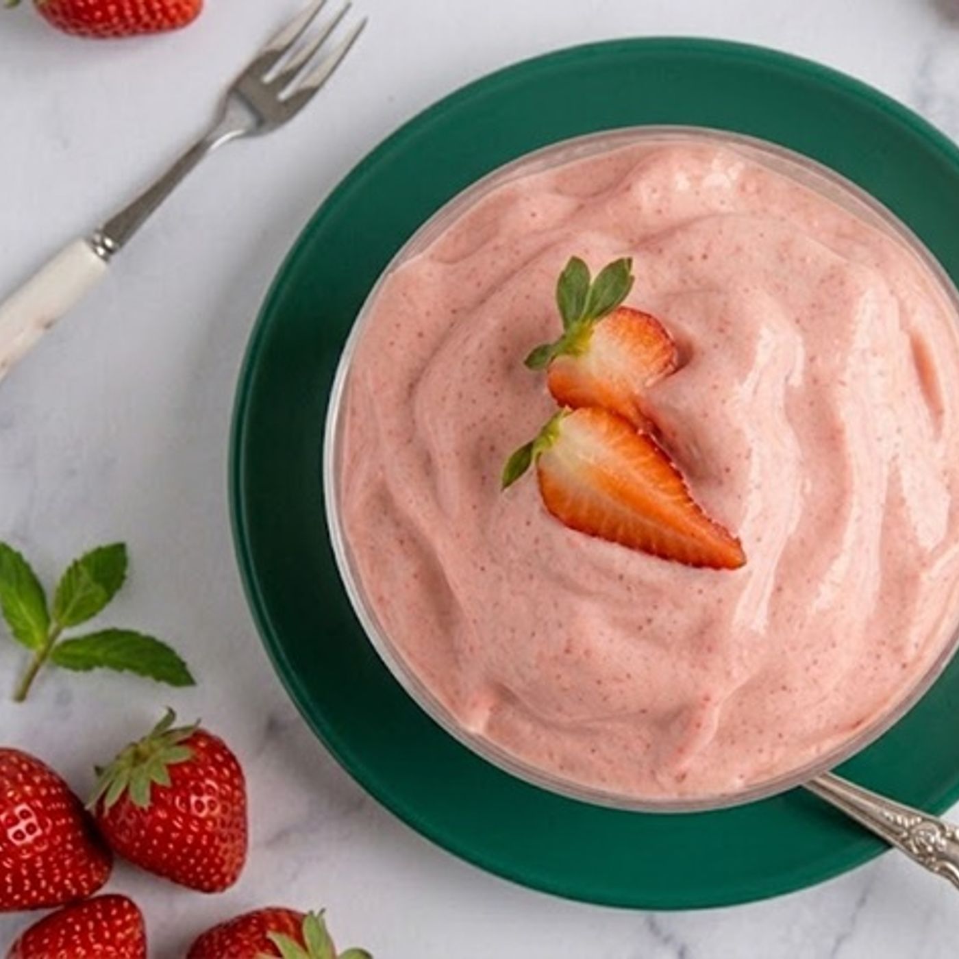 Dolce al Cucchiaio alle Fragole Veloce: Ricetta Estiva Senza Cottura episode artwork