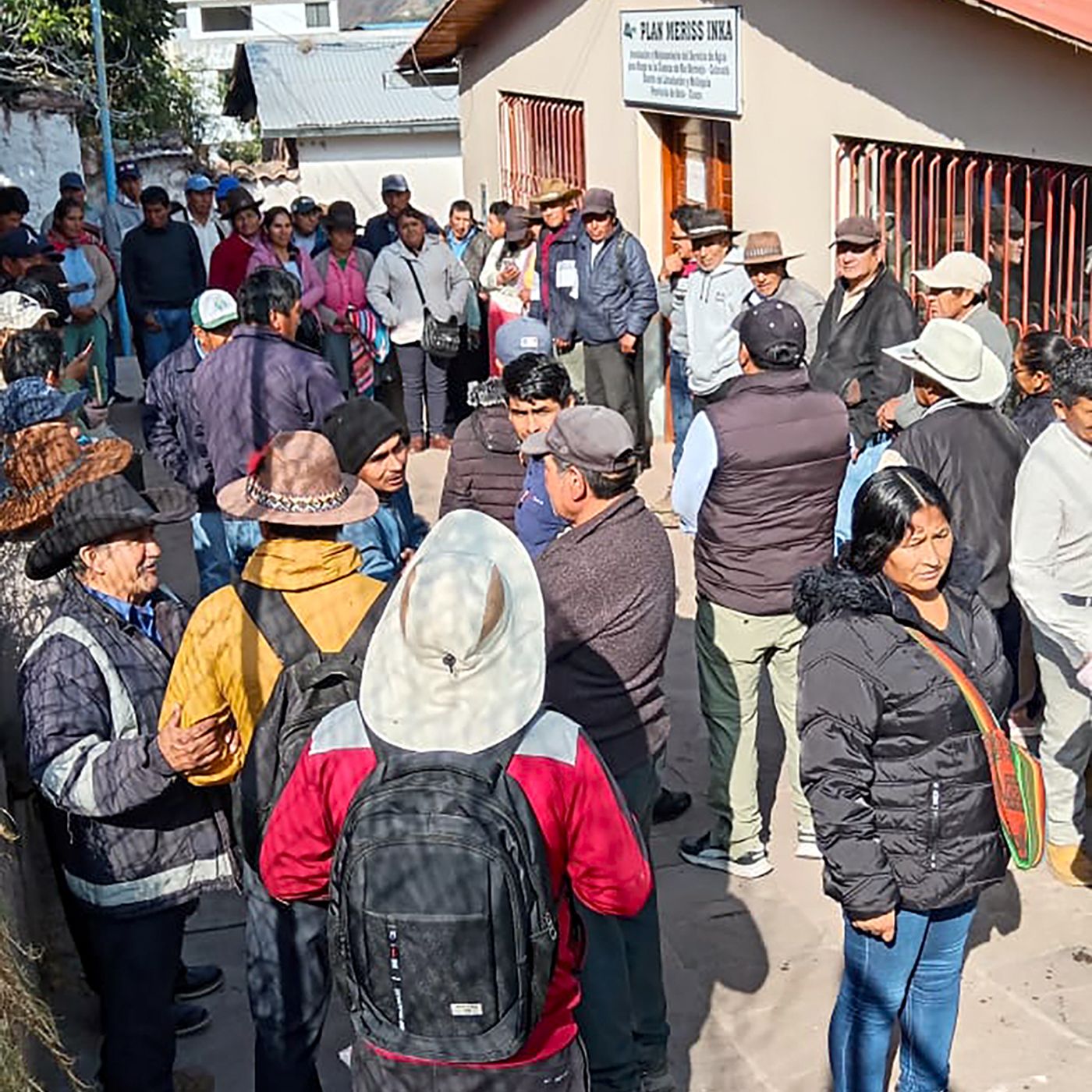 Radio en vivo - Limatambo - Cusco - Perú
