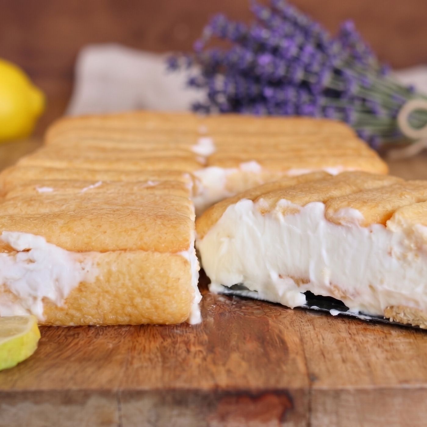 Mattonella fredda ai pavesini e limone: la ricetta facile, fresca e vellutata episode artwork