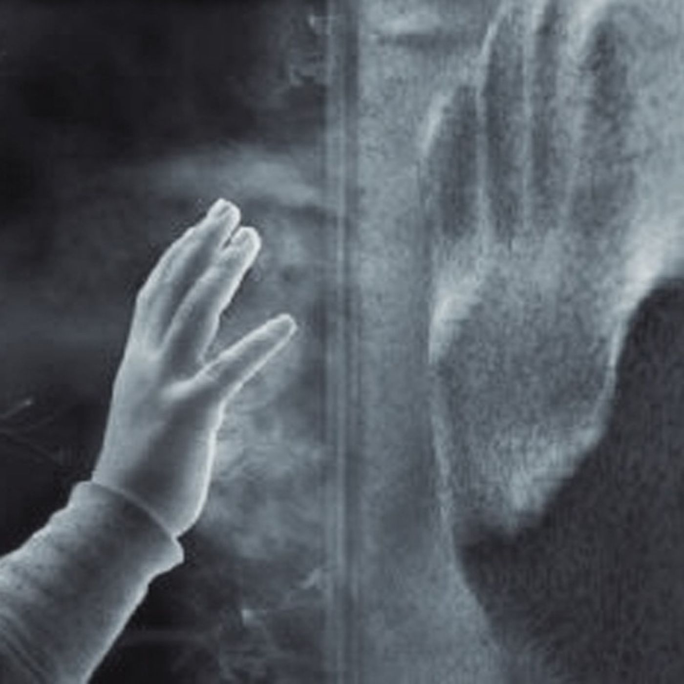 Entrevista Aterradora Sobre Un Caso Poltergeist  Historias De Terror - Voces De La Noche