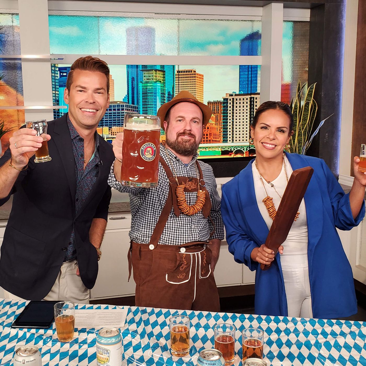 Beer prices at Oktoberfest are on the rise. episode artwork