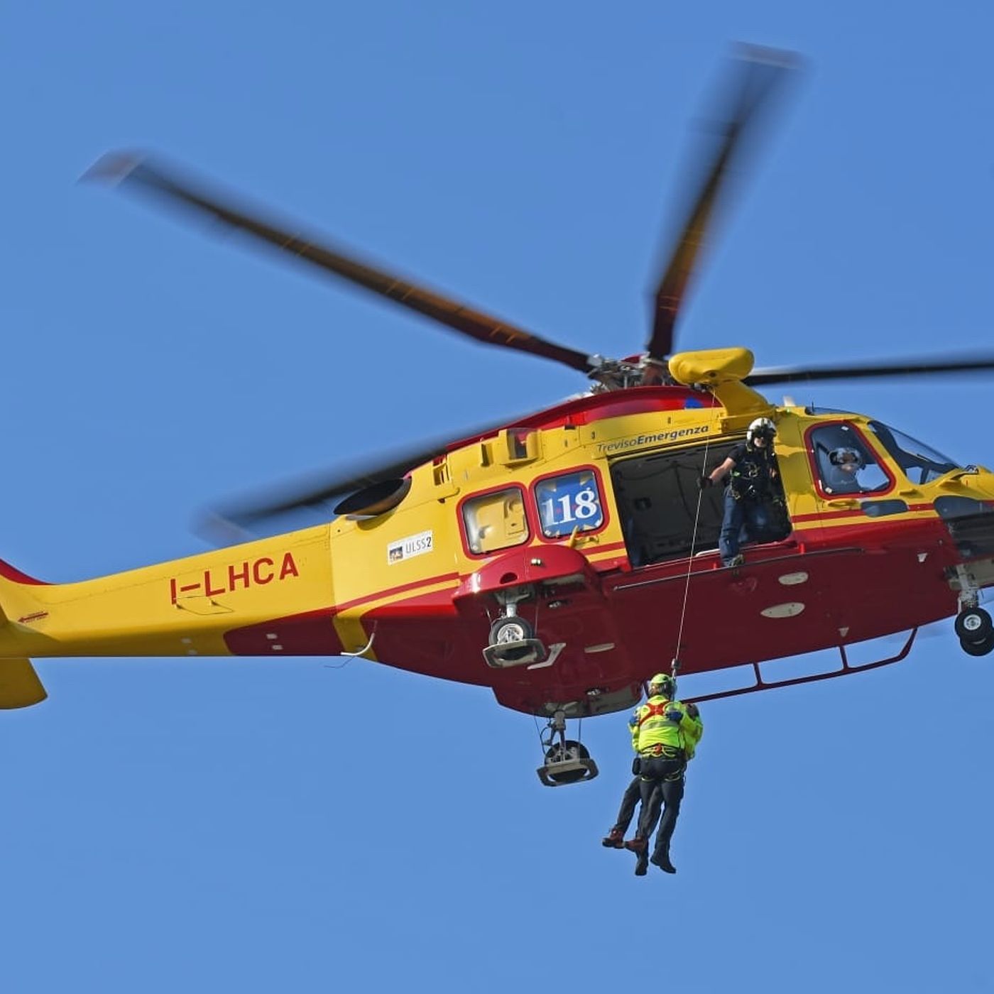 Cade nei boschi della Singela, elitrasportato in codice rosso al San Bortolo Cade nei boschi della Singela, elitrasportato in codice rosso al San Bortolo