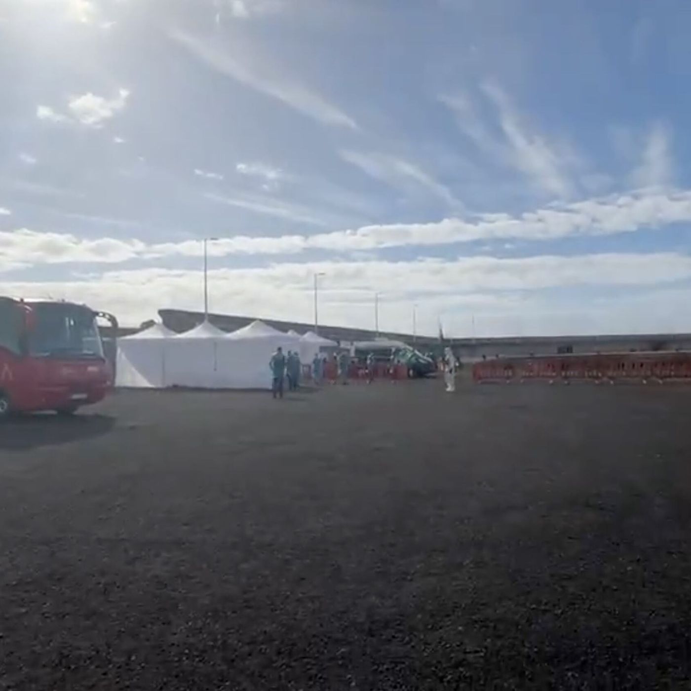 Em Tenerife, OMS apoia desembarque de navio afetado por hantavírus episode artwork