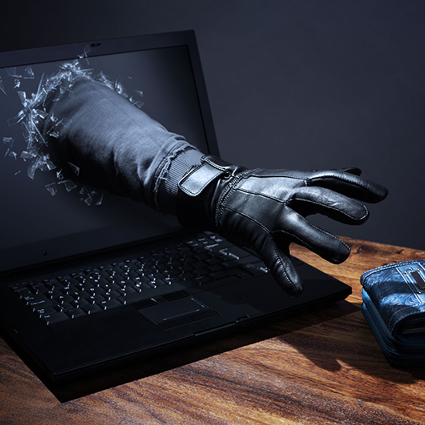 12 Feb '15 - Open-ended data retention legislation weeks away thumbnail