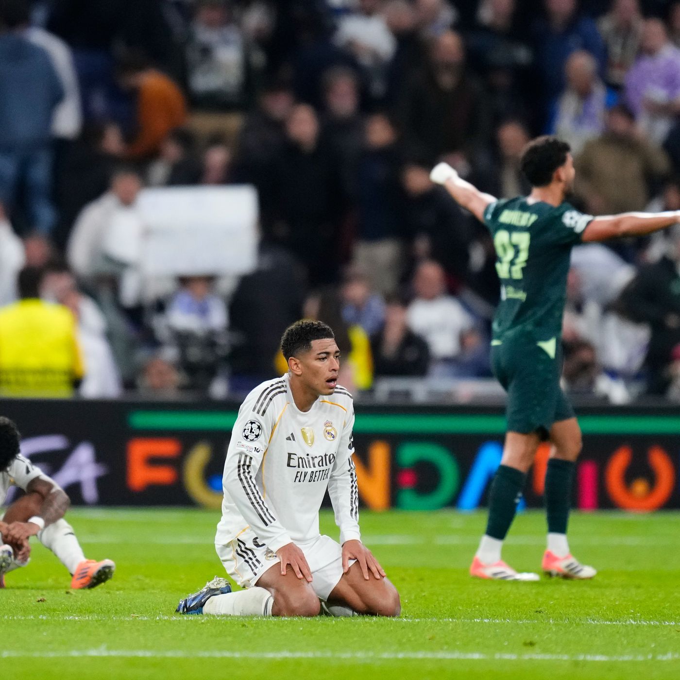 Los goles del Real Madrid 1 - 2 Man. City | El Madrid dio la cara pese a la derrota