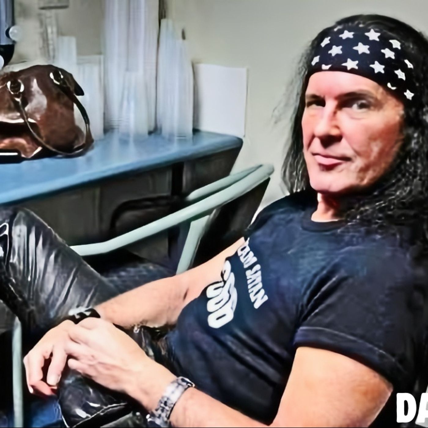 DAVE EVANS: 50 Years Of Rock, Still Sexy And Tough DAVE EVANS: 50 Years Of Rock, Still Sexy And Tough