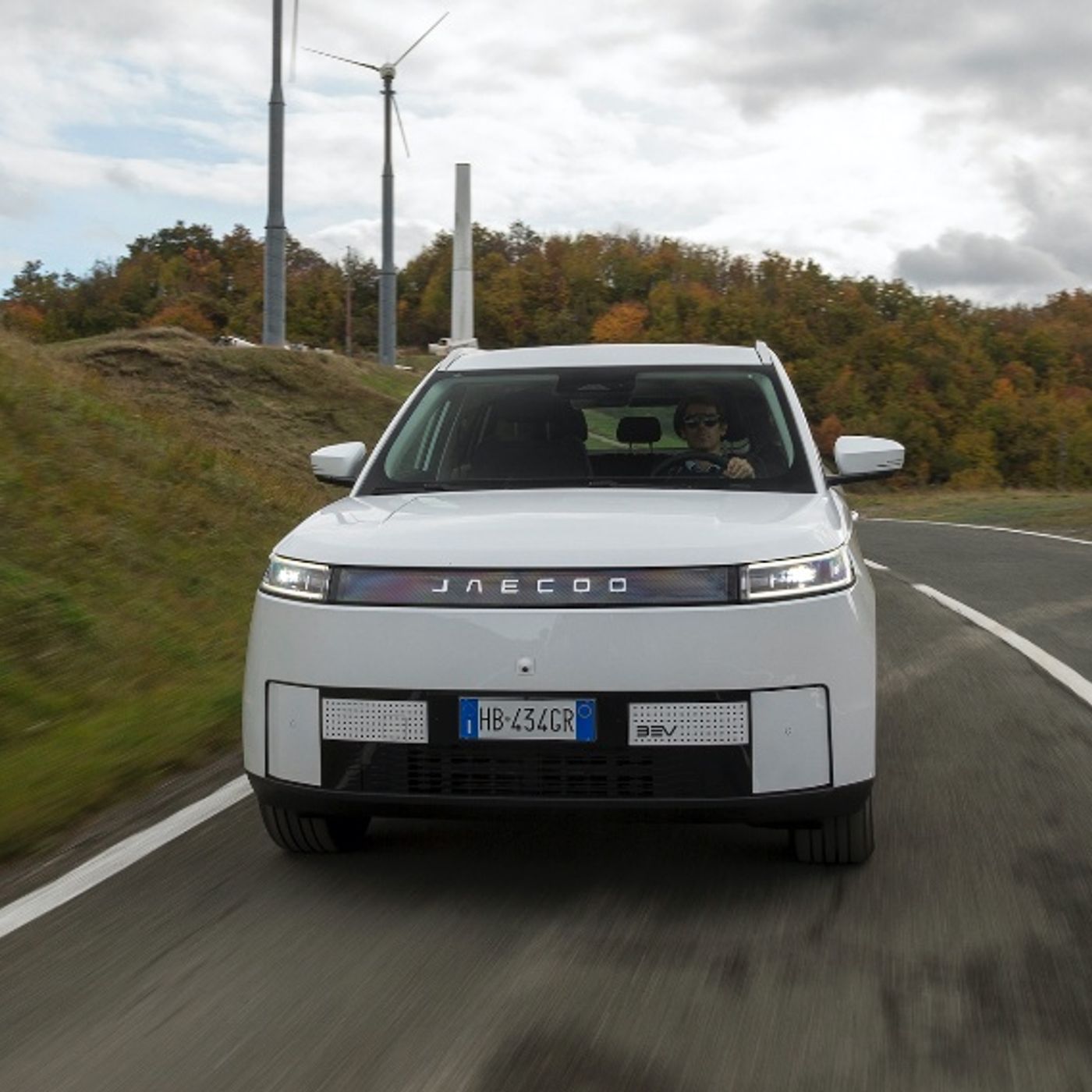 OMODA 5 SHS-H, JAECOO 5 ICE e JAECOO 5 EV ridefiniscono il concetto di SUV compatto