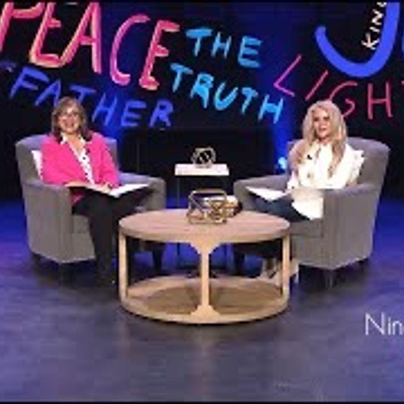 Uploads from Grace Grace with Nina Keegan and Michelle Humphreys - 290 - EP 198  Are You Grateful? - Nina Keegan & Michelle Humphreys episode artwork