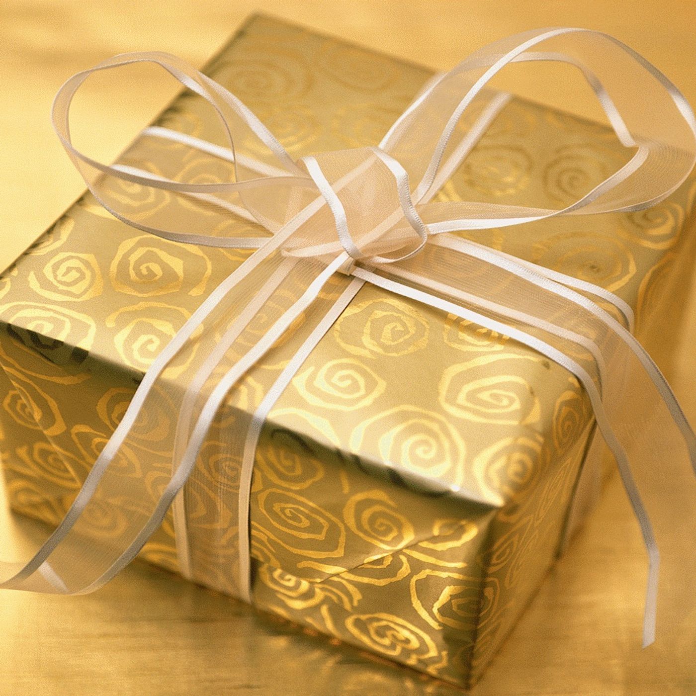 Gifts Of Christmas Past episode artwork
