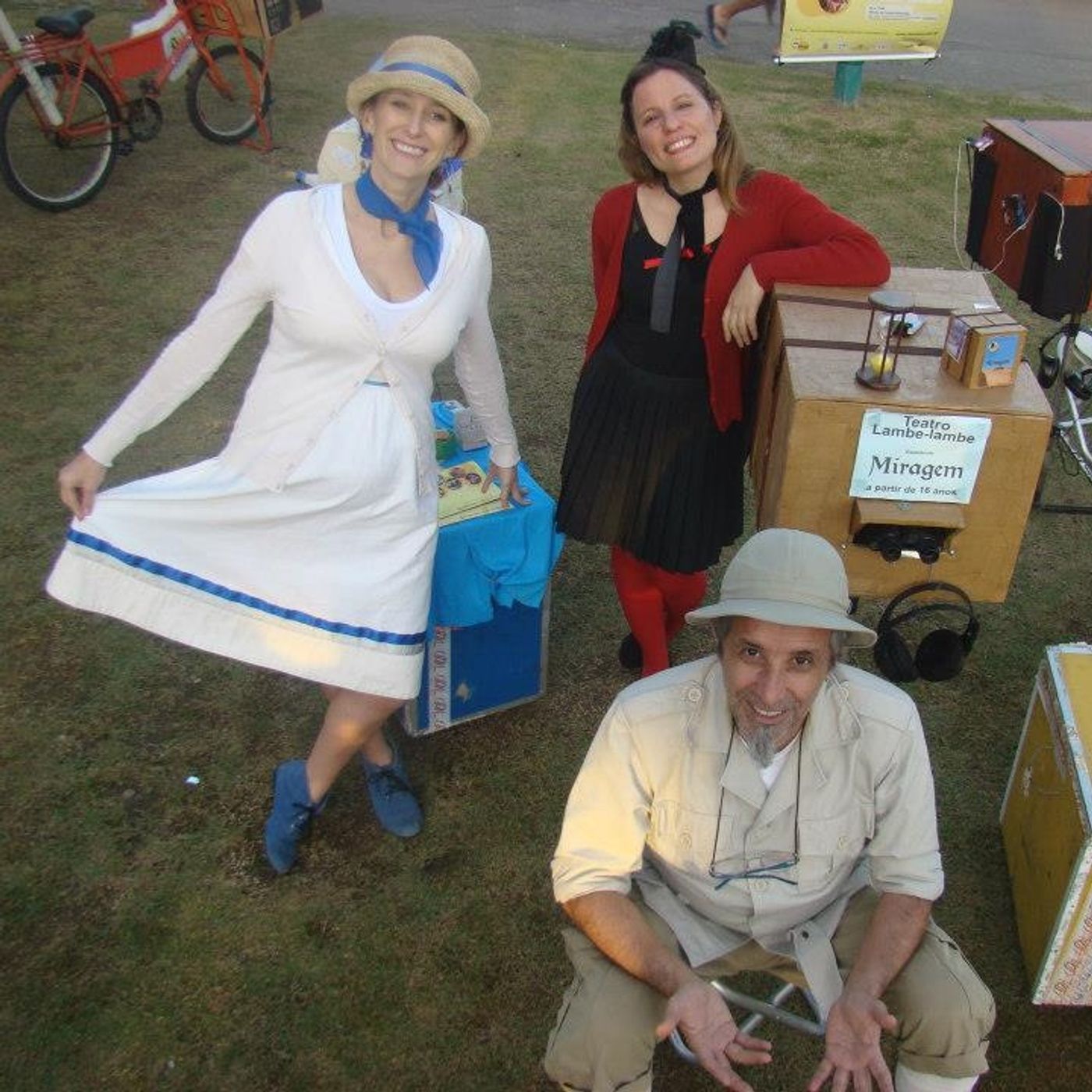 Pistas de Radio Apu Teatro