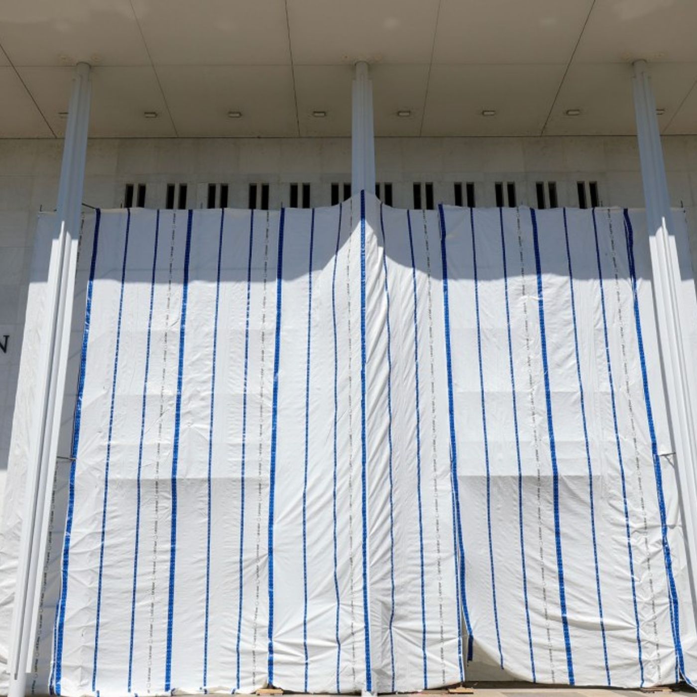 Trump’s Name Is Gone From Kennedy Center’s Facade, According to Top Official at the Arts Venue episode artwork