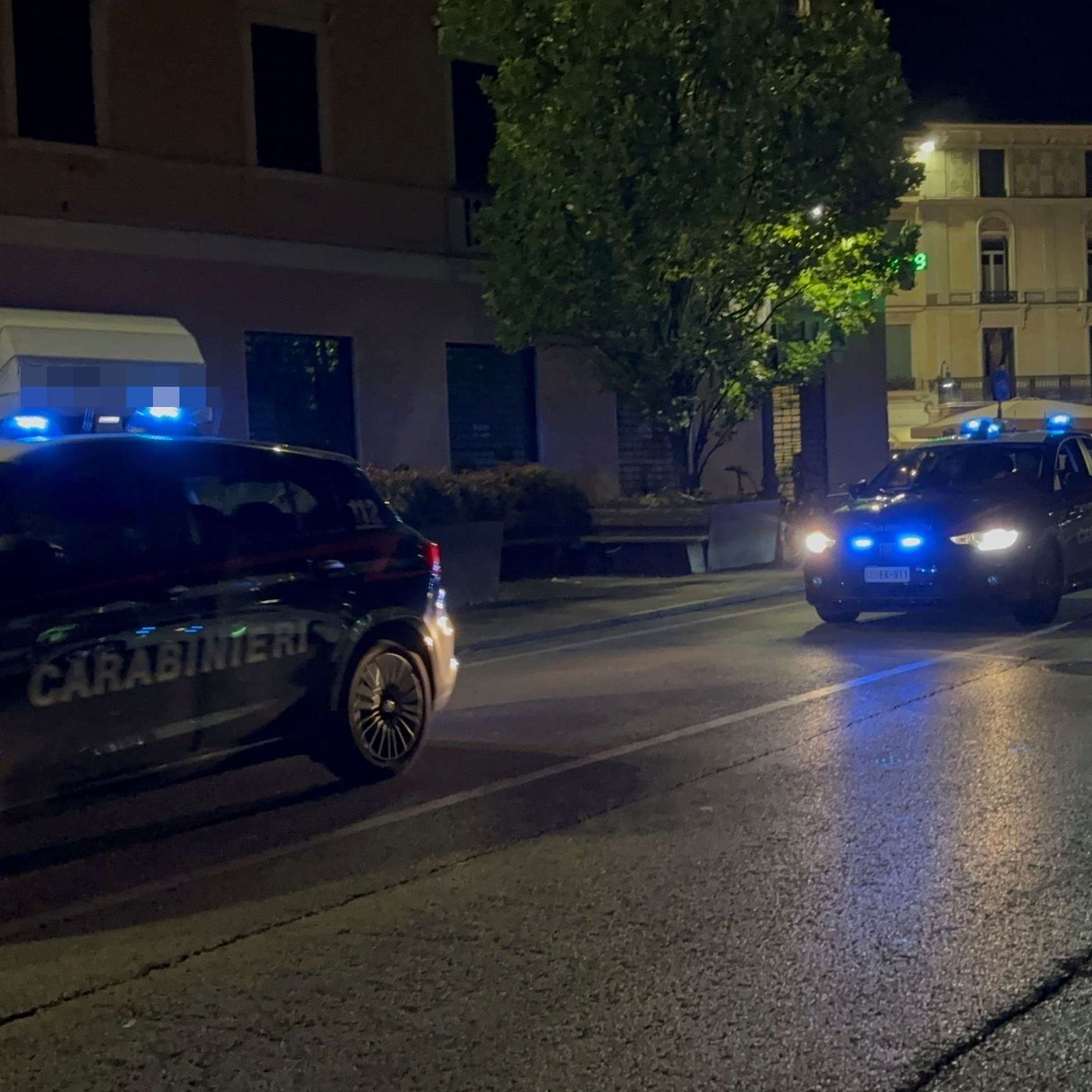 Anziana invalida aggredita e derubata: arrestati in tre, uno è minorenne episode artwork