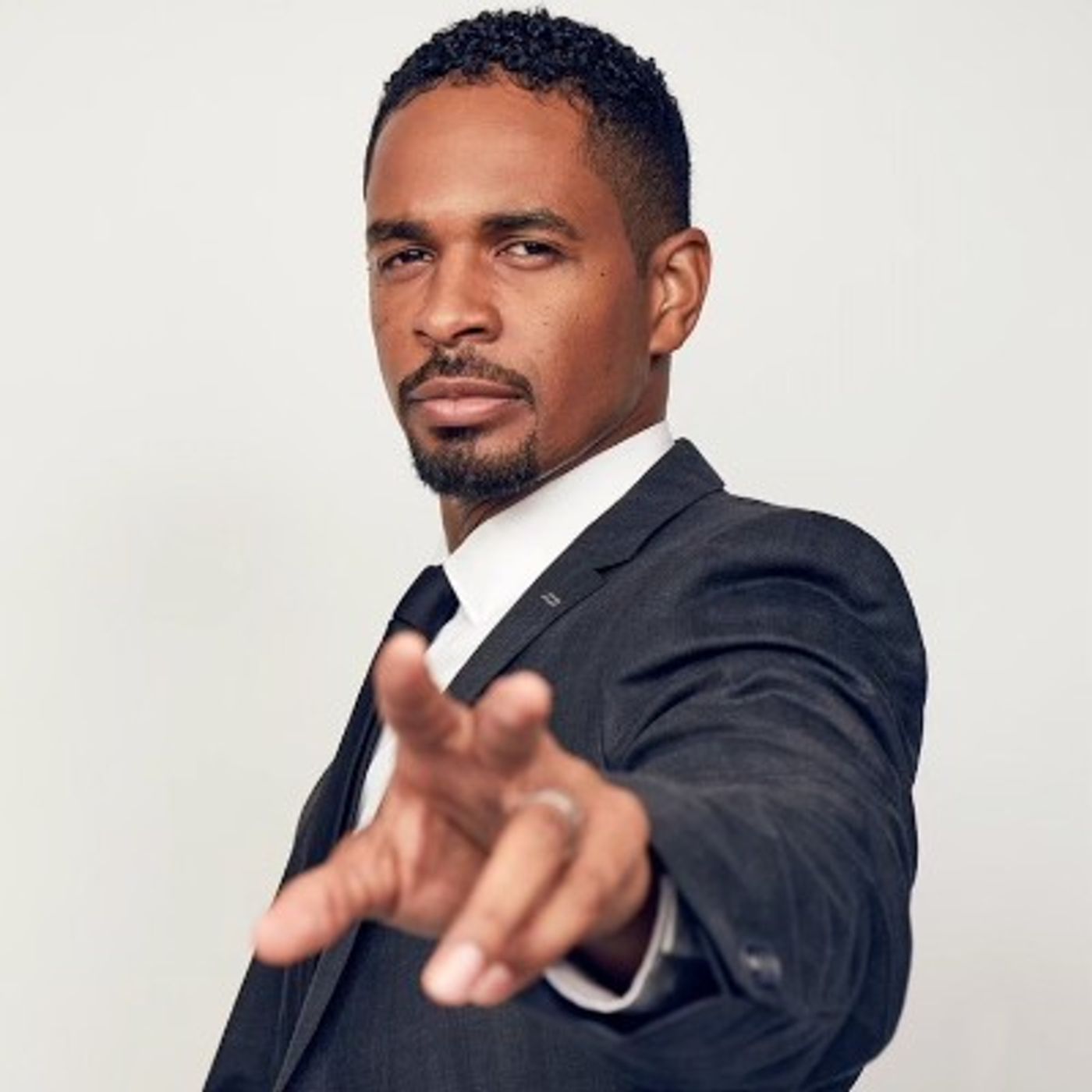 Damon Wayans Jr. on his famous daddy, working in comedy since age 4 episode artwork