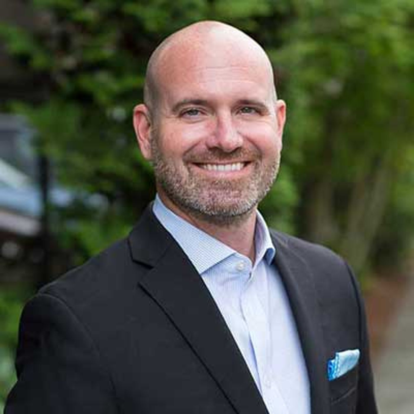 CEO Brendon Lundberg Explains How Radiant Pain Relief Centres is Disrupting the Medical Industry with Regulation A+ Crowdfunding episode artwork