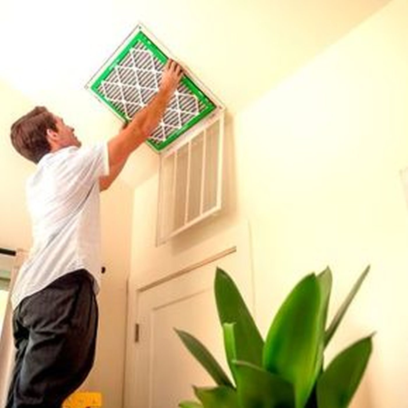 How Often to Change and Replace the HVAC Air Filter in Your Home