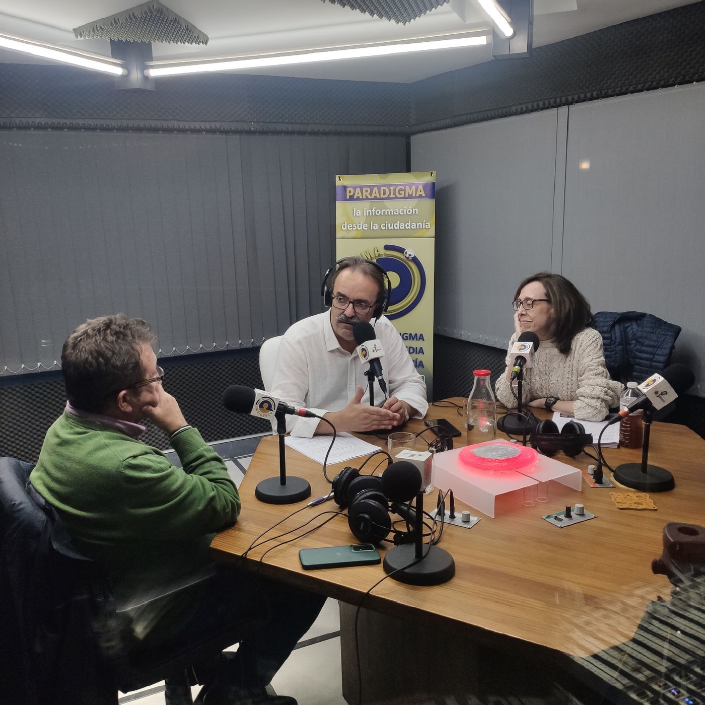 QTCE [02/11/2023] Tertulia con Amelia Sanchís y Miguel Santiago. Guerra Israel - Hamás.. episode artwork
