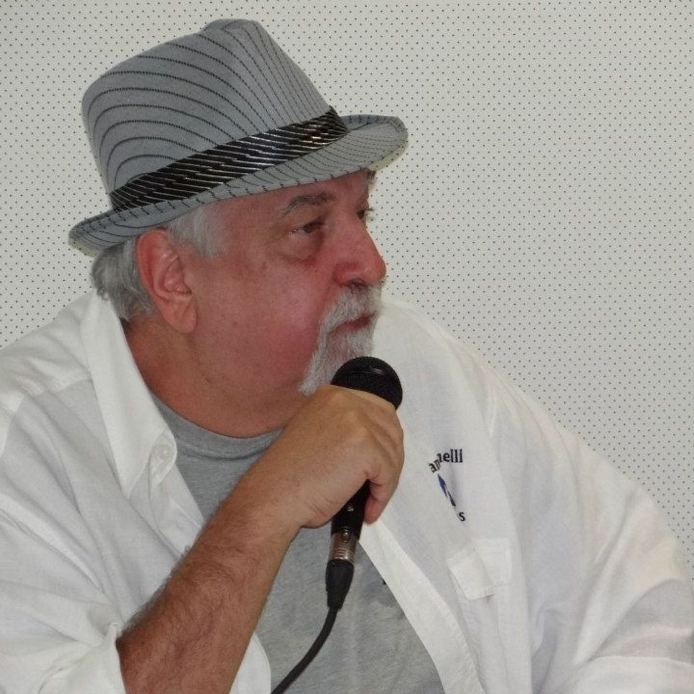 Política em gotas
