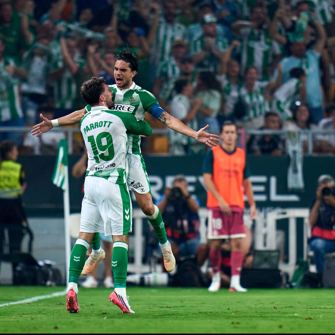 Real Betis 1-0 Real Madrid | LaLiga | Gol de Parrott