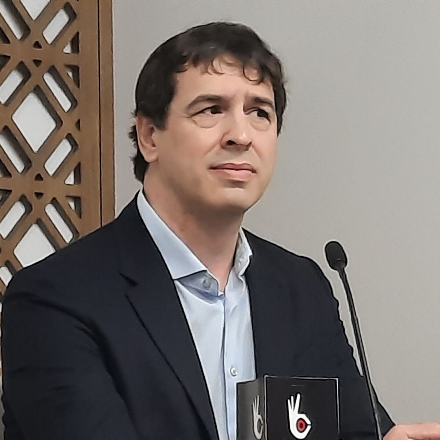 Las Noticias de La Mañana: La Fiscalía da luz verde a que la juez Biedma siga con el caso del hermano de Sánchez