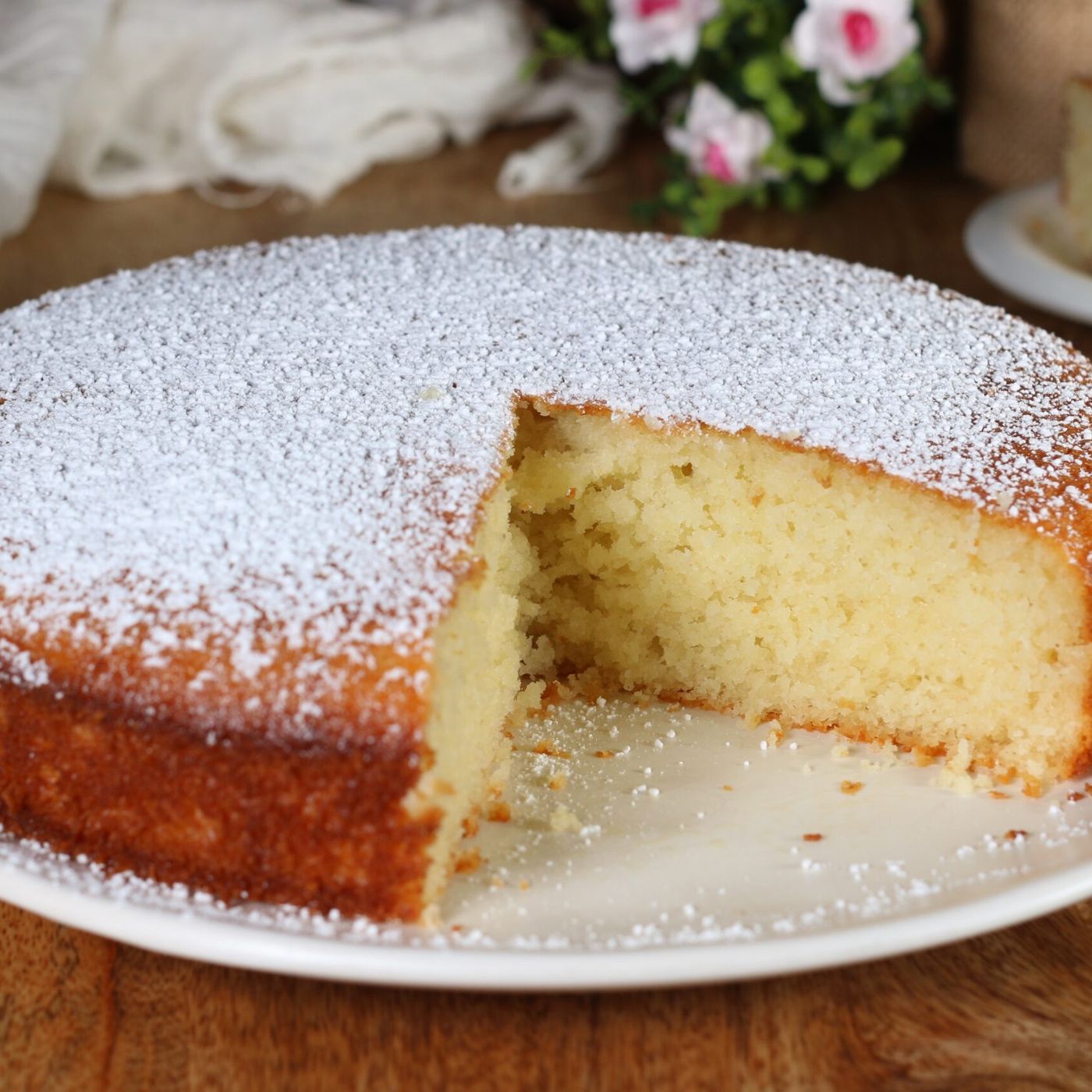 Torta al cocco e yogurt greco morbida: la ricetta facile, soffice e profumata episode artwork