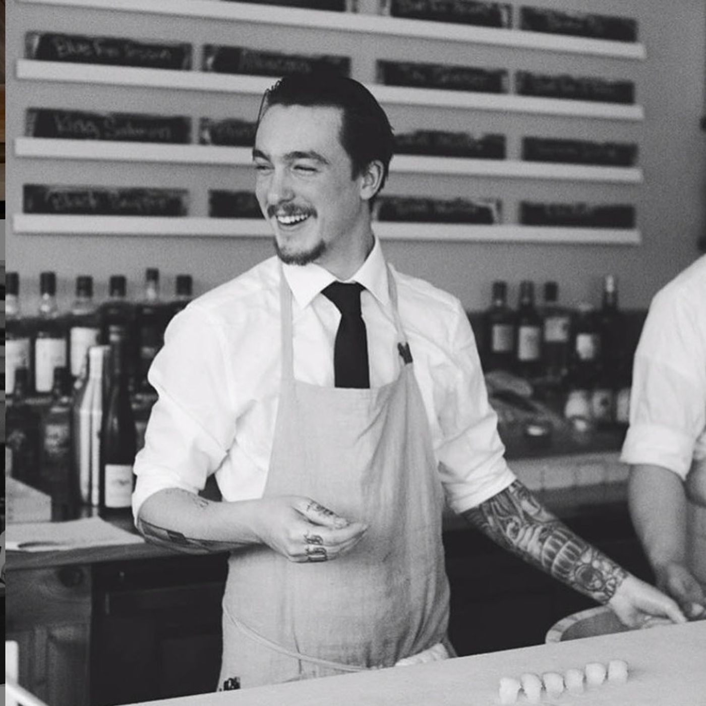 SN. 6 | Ep226 - RADIO VERSION - Head Chef of Sushi | Bar - Scratch Restaurants episode artwork