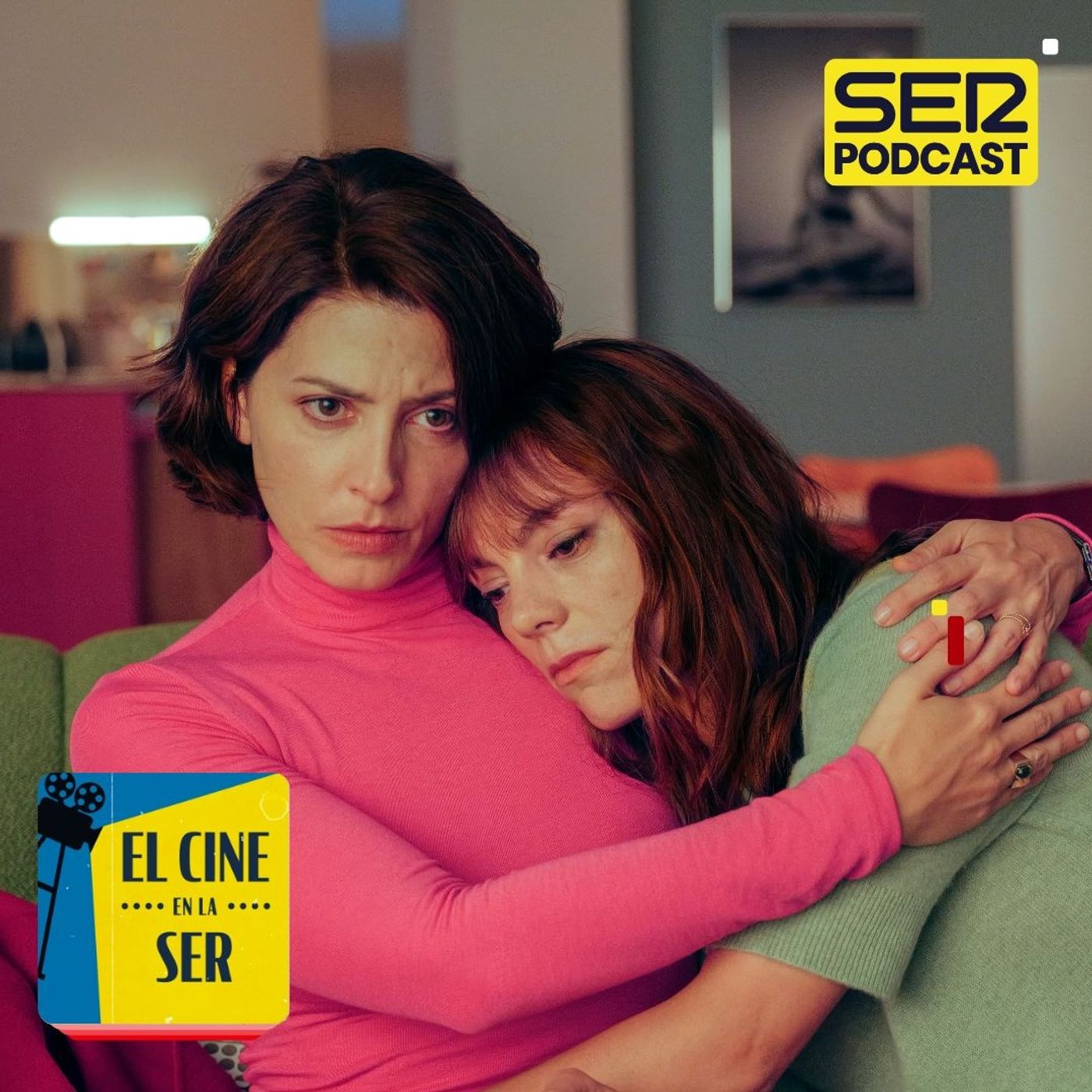 'Amarga Navidad': Pedro Almodóvar se encomienda a la autoficción en un refinado e inolvidable drama