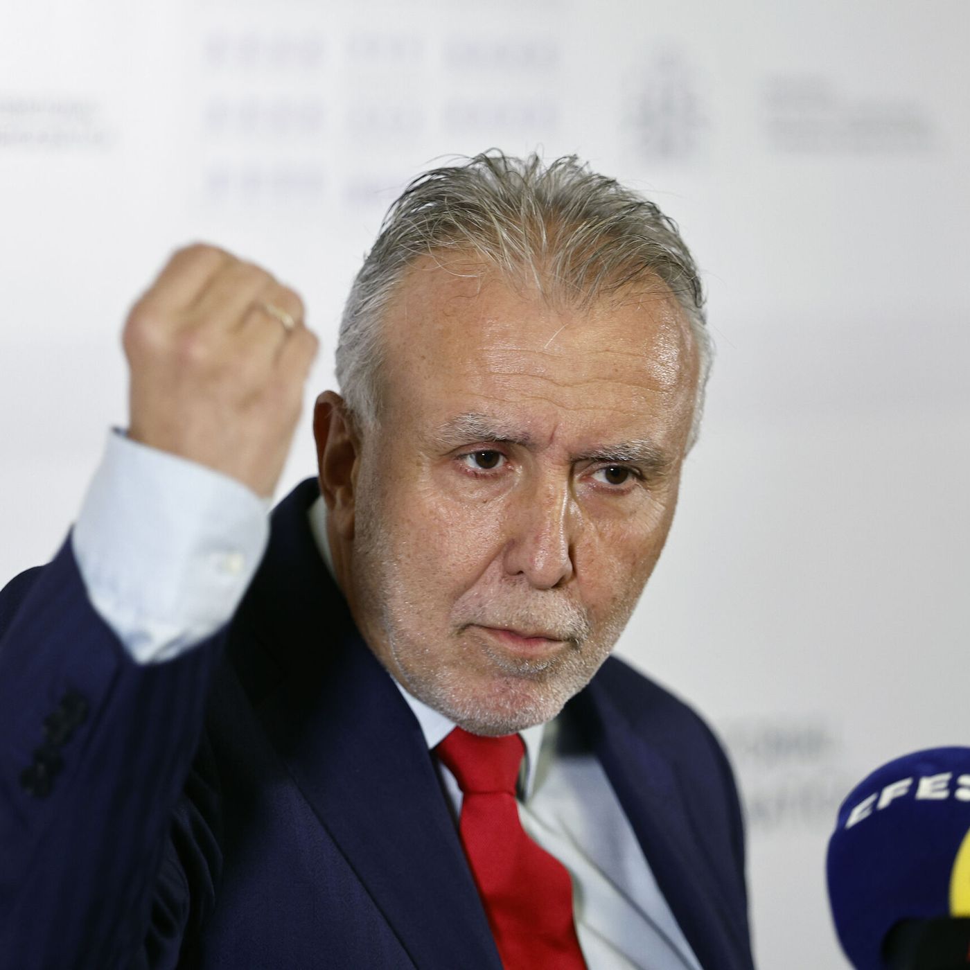 Tertulia de Cuesta: Se desvela la implicación cada vez mayor de Torres en la trama de las mascarillas